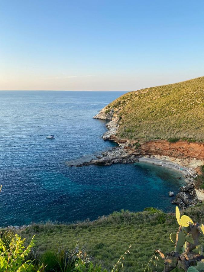 Villa L'Orizzonte Di Calabianca Кастелламмаре-дель-Голфо Экстерьер фото